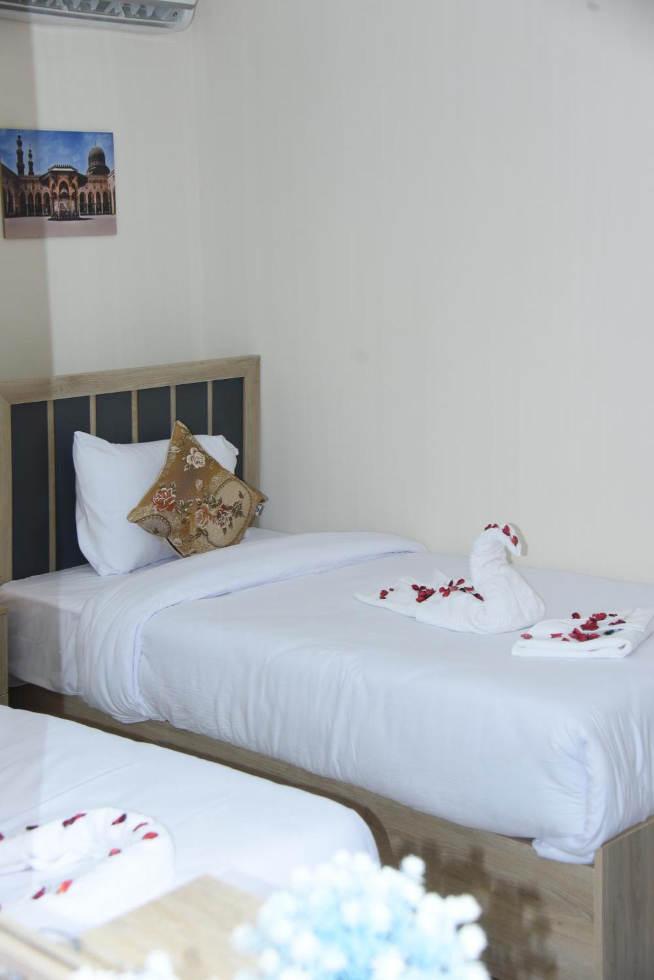 Locanda Pyramids Hotel Kafret el-Gabal المظهر الخارجي الصورة