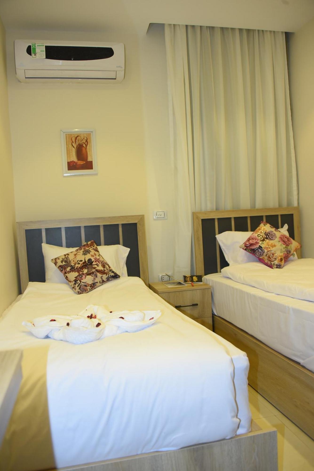 Locanda Pyramids Hotel Kafret el-Gabal المظهر الخارجي الصورة